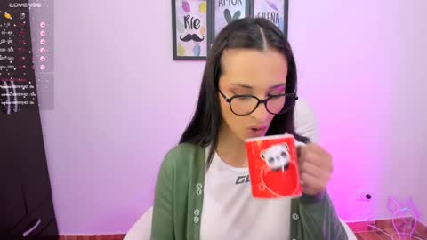 Snapshot of lilith01_ chatting on 01.11.25 Leidy online show from 01.11.25