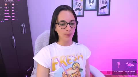 Snapshot of lilith01_ chatting on 02.12.25 Leidy online show from 02.12.25