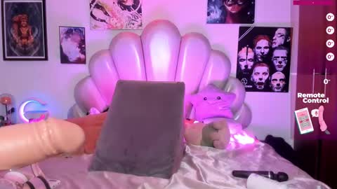   online show from 02.21.25