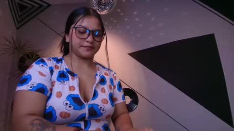 Lilith and Khloe  online show from 10.14.25