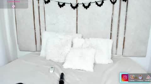 Snapshot of lilith_dry chatting on 10.23.25 lilith_dry online show from 10.23.25