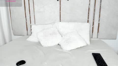 Snapshot of lilith_dry chatting on 10.27.25 lilith_dry online show from 10.27.25