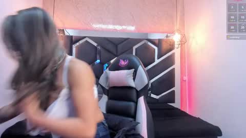 Snapshot of lilith_nv chatting on 01.02.25 Lilith online show from 01.02.25