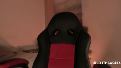 lilith_sage_ online show from 10.14.25