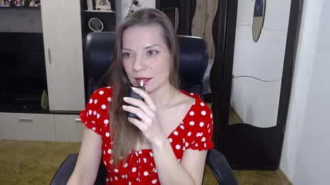 lilith small21 online show from 01.10.26