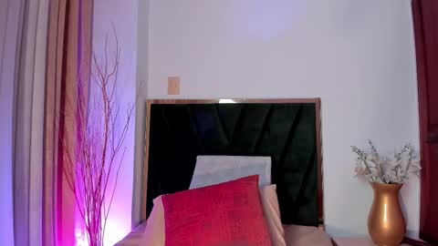 LilithEsme online show from 12.03.25