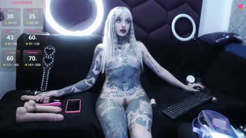 Tifon Mary - Indepent model  online show from 01.09.25