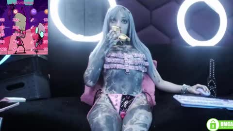 Tifon Mary - Indepent model  online show from 11.13.25