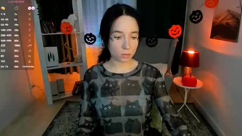 Snapshot of lilithlunna chatting on 11.02.25 Lilith online show from 11.02.25