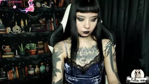 Snapshot of lilithmoon666 chatting on 12.20.24   online show from 12.20.24