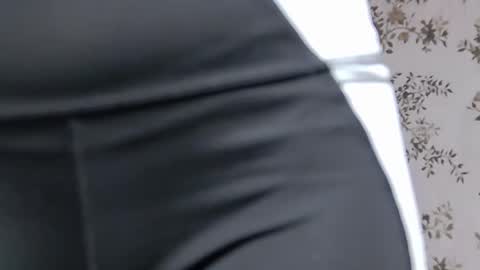 lilithmoonx_ online show from 03.04.26