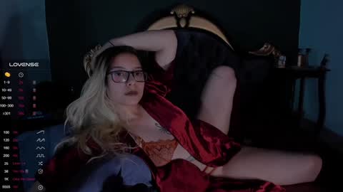 lilithmystic01 online show from 12.15.24