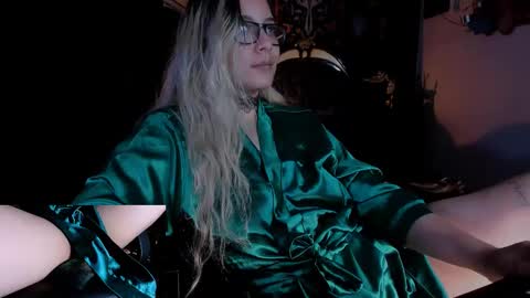 lilithmystic01 online show from 01.11.25
