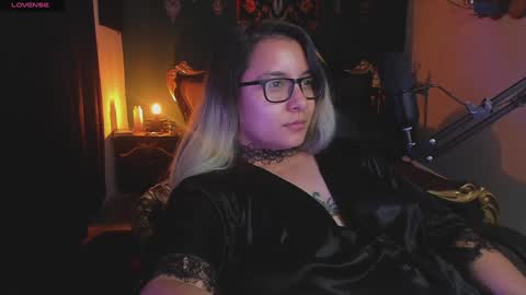 lilithmystic01 online show from 02.05.25