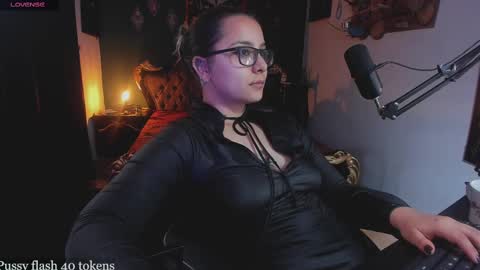 lilithmystic01 online show from 02.13.25