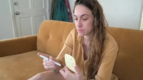 L online show from 10.29.25