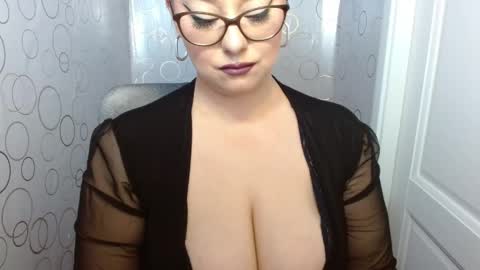 LILITHSERENDIPITY online show from 04.15.26