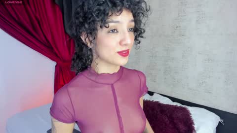 Snapshot of lilithsteinberg chatting on 12.28.24 jessi 3 online show from 12.28.24