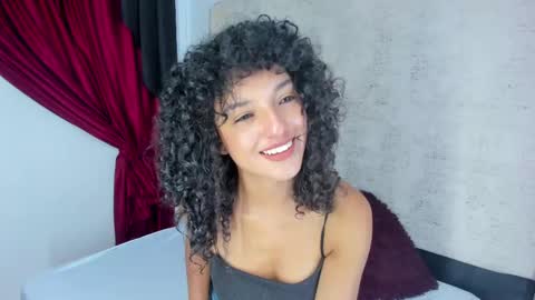 Snapshot of lilithsteinberg chatting on 03.11.25 jessi 3 online show from 03.11.25