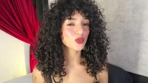 Snapshot of lilithsteinberg chatting on 09.12.25 jessi 3 online show from 09.12.25