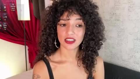 Snapshot of lilithsteinberg chatting on 09.21.25 jessi 3 online show from 09.21.25