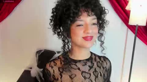 Snapshot of lilithsteinberg chatting on 10.10.25 jessi 3 online show from 10.10.25