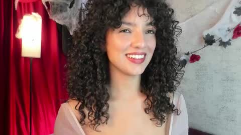 Snapshot of lilithsteinberg chatting on 10.27.25 jessi 3 online show from 10.27.25