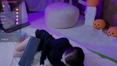 lilithstrangfor online show from 10.30.25