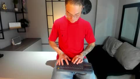 Lil James online show from 12.04.25