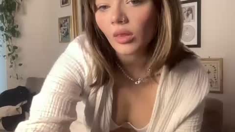 lilldaddysgirl online show from 10.15.25