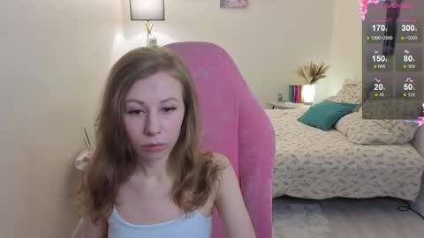 Snapshot of lill_mary chatting on 11.02.25 Maria online show from 11.02.25