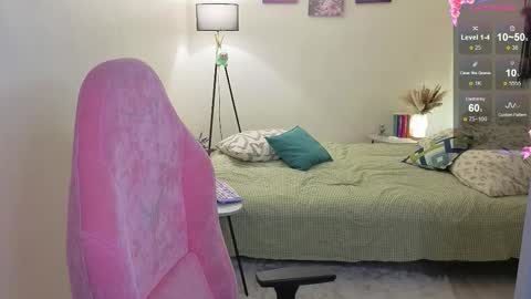 Snapshot of lill_mary chatting on 11.05.25 Maria online show from 11.05.25