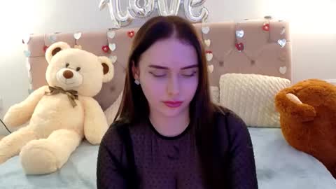 Snapshot of lilliana_moon chatting on 02.13.26 lilliana_moon online show from 02.13.26