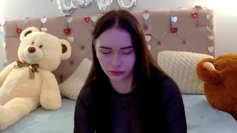 Snapshot of lilliana_moon chatting on 02.25.26 lilliana_moon online show from 02.25.26