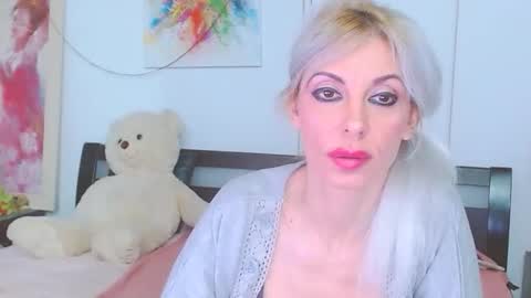 Lara online show from 03.30.26