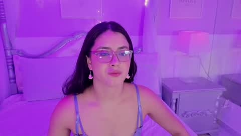 Snapshot of lillianderson chatting on 09.20.25 lillianderson - Next stream start at 0700hs GTM-3 online show from 09.20.25