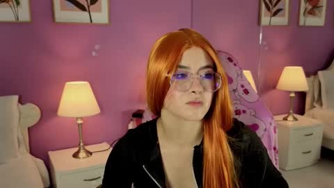 Snapshot of lillianderson chatting on 10.22.25 lillianderson - Next stream start at 0700hs GTM-3 online show from 10.22.25