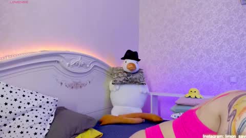 Snapshot of lillimooore chatting on 01.25.25 LilliMoore online show from 01.25.25