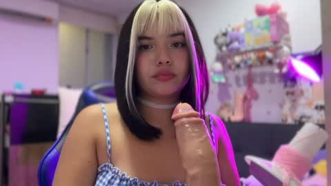 Snapshot of lilly_kinky chatting on 03.15.26 Lilly online show from 03.15.26