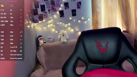 Snapshot of lilly_lilithh chatting on 07.13.26 Lilith online show from 07.13.26
