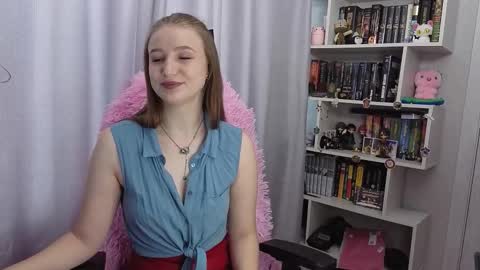 LillyFan X online show from 10.12.25