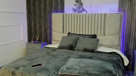 Lilly Ortiz online show from 02.23.25