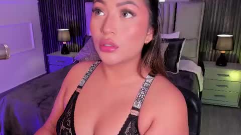 Lilly Ortiz online show from 07.22.26