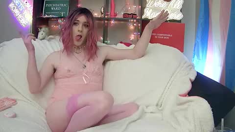 lillyVonT online show from 02.16.26