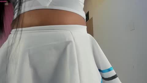 lillyy16 online show from 11.28.25