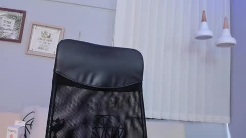 Snapshot of lilo_rose chatting on 10.14.25 Lilo online show from 10.14.25