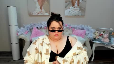 LiloLewins online show from 01.12.25