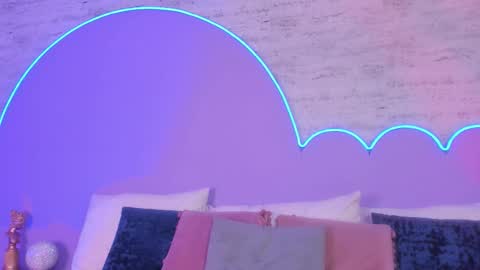 Lilou online show from 09.09.25