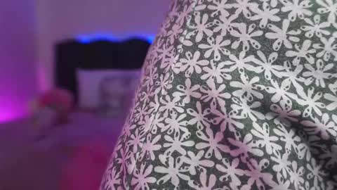 Lilou online show from 03.03.26