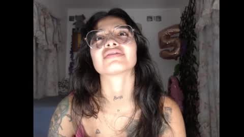 Snapshot of lilpalacio chatting on 12.11.24 lil palacio online show from 12.11.24